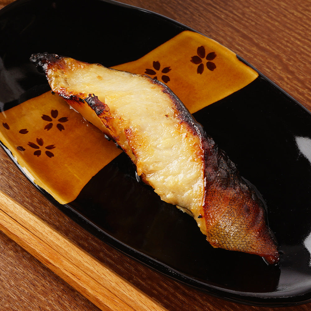 焼き上げた銀鱈の京粕漬け