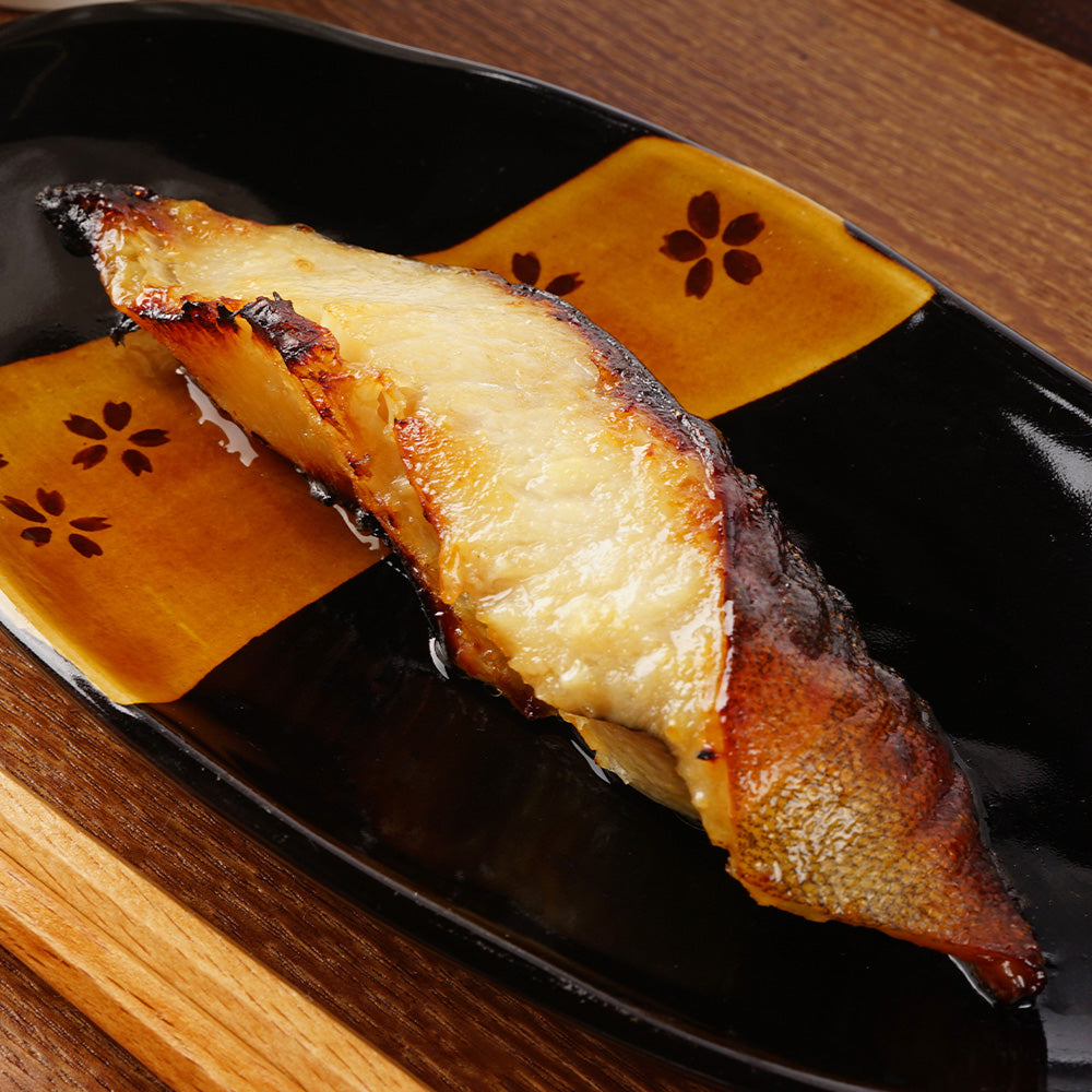 焼き上げた銀鱈の京粕漬け